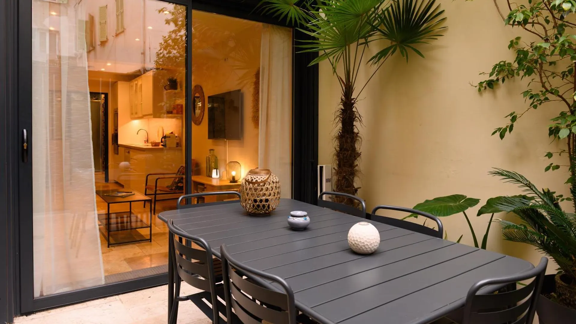 Magnifique Appartement Au Centre-Ville De Nizza