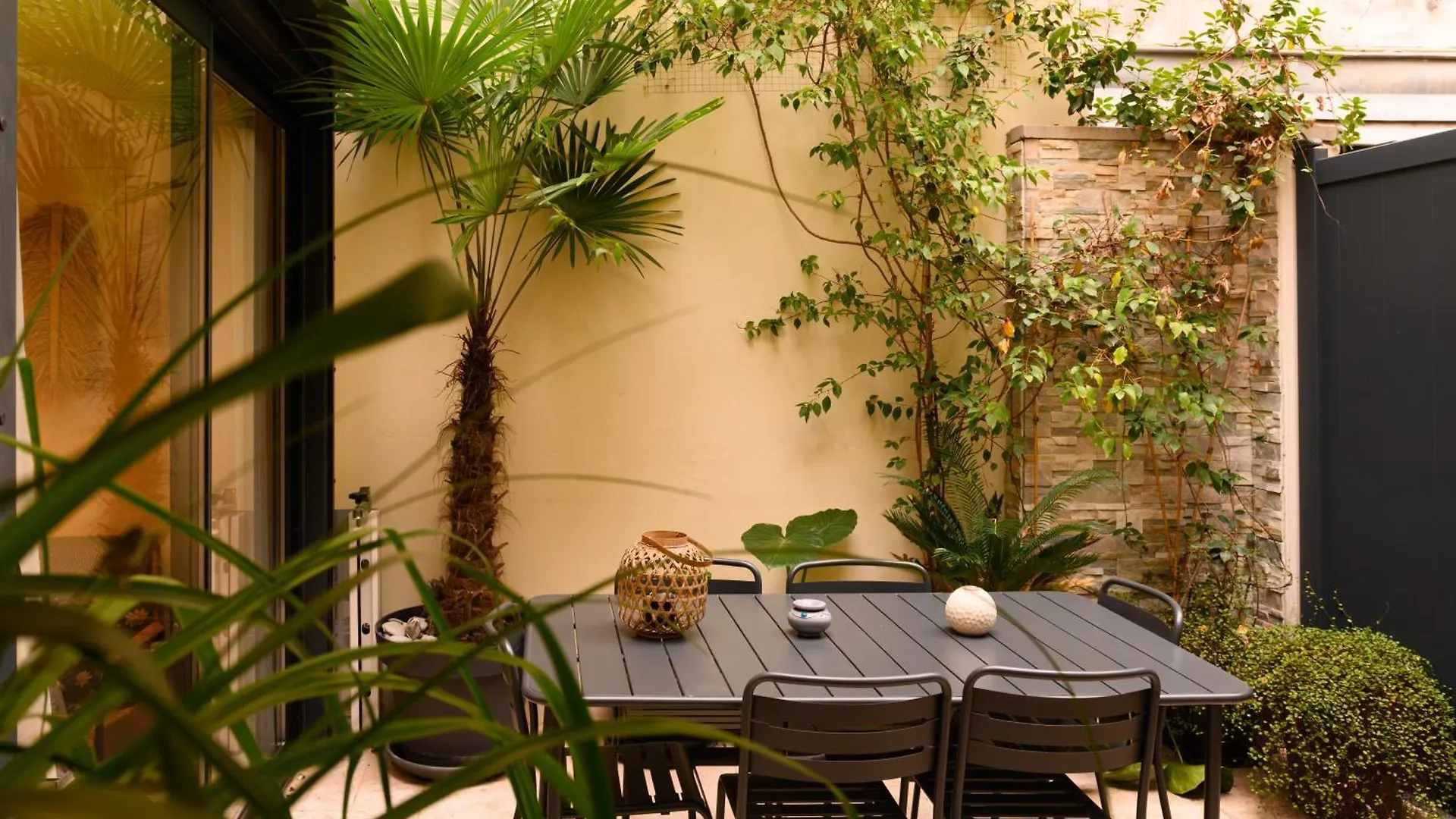 Magnifique Appartement Au Centre-Ville De Nice